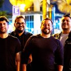 El guitarrista Víctor Díaz, el baterista Julio Paredes (también en Refugio), el vocalista y guitarrista Christopher Mejía (Refugio) y el bajista Julico Hurtado (Armada de Juguete).