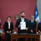 Acción. Boric promulga polémica ley de seguridad que da más facultades a policía.
