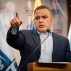 Fotografía de archivo, tomada el pasado 25 de marzo, en la que se registró al fiscal general de Venezuela, Tareck William Saab, durante una rueda de prensa, en Caracas (Venezuela). EFE/Rayner Peña
