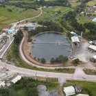 Estación de bombeo. El Sistema Papallacta inició sus operaciones a partir del año 1990, incluidas las estaciones de bombeo. Tras este dilema, no se conoce si los problemas en el funcionamiento se solventaron.