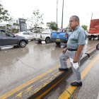 En la avenida Juan Tanca Marengo hace falta pasos peatonales, asegura la ciudadanía.