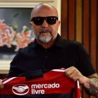 Jorge Sampaoli fue presentado como nuevo entrenador de Flamengo.