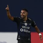 Júnior Sornoza de Independiente celebra el gol que lo convirtió en el ecuatoriano que más anotaciones tiene en la historia de la Copa Libertadores