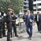 Diligencia. El presidente del Consejo de la Judicatura Wilman Terán a su llegada al Complejo Judicial.