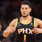 El número 1 de los Suns anotó 38 puntos.