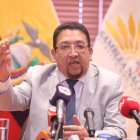 Virgilio Saquicela cuestionó la dilación del presidente para dictar la disolución.