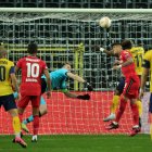 Hincapié abrió como titular y jugó los 90 minutos en la victoria.