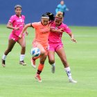 Dragonas Independiente del Valle y Barcelona forman parte de los equipos que inician como candidatos al título.