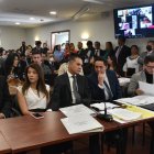 Diligencia. El primer día de audiencia el auditorio del Complejo Judicial lució repleto de funcionarios y abogados.