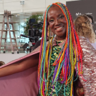 La cantante Lucrecia con un look diferente.