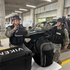 Pruebas de los escáneres portátiles en el Aeropuerto de Quito, este 24 de abril de 2023.