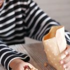 Avance. Investigadores analizan el consumo de nueces.