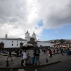 Iglesias. El Centro Histórico de Quito es uno de los más visitados, principalmente en feriado, porque goza de una buena reputación en la conservación de su arquitectura