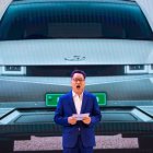 El director Unsoo Kim, en el anuncio del IONIQ 5.