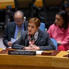 La  nueva enviada de la ONU para Haití, la ecuatoriana María Isabel Salvador, mientras informa sobre la situación
