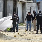 Los agentes llegaron a lugar para realizar las pericias.