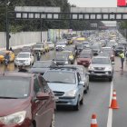 Daños. Debido a los atascos que se extendieron hasta Durán y La Puntilla, los motores de algunos carros se recalentaron y tuvieron que orillarse.