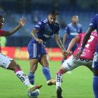 Emelec e Independiente del Valle van empatando en la primera etapa.