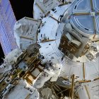 Parte de la caminata espacial del astronauta emiratí Sultán al  Neyadi.