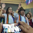 Captura de pantalla de video en el que se realiza una posesión simbólica de quienes integrarían la coordinadora de Pachakutik, entre esas personas está Guillermo Churuchumbi.