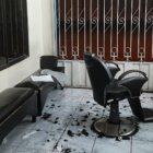 Local. El dueño de la barbería indicó que no había recibido antes amenazas.