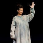 Durante la aparición, se pudo ver cuán adelantado está su embarazo.