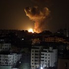 Imagen de los bombardeos israelíes de la madrugada del 3 de mayo en Gaza.