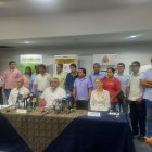Los productores de varios sectores del país visitaron hoy Guayaquil para aclarar su postura