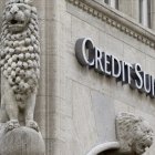 El banco Credit Suisse está encargado de la transacción de recompra de deuda.