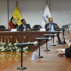 Cita. La reunión de las autoridades se realizó en el quinto piso de la Corte Nacional.