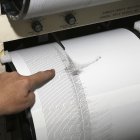 El seísmo tuvo lugar a las 21:58 hora local (12:12 GMT) con epicentro en Noto, una península situada al norte de Ishikawa,