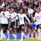 Willian marcó un doblete en la victoria del equipo londinense.