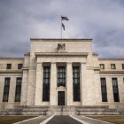 La Reserva Federal de Estados Unidos ha subido las tasas de interés lo cual ha encarecido el crédito.