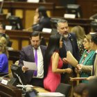 Una de las facciones de Izquierda Democrática votó por seguir con el juicio, la otra se abstuvo.