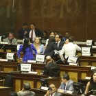 Descontento. Fernando Villavicencio defendió su gestión al frente de la Comisión de Fiscalización y se fue. “Para no ser cómplice”, dijo.