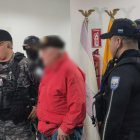 El hombre fue encontrado por agentes policiales y entregado a sus familiares