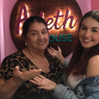 Arleth Pérez suma en YouTube más 100.000 suscriptores.