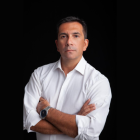 En el aeropuerto se Quito se esperaba su llegada a las 17:30