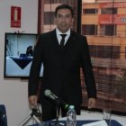 Roberto Meza  junto con los miembros de la comisión en el caso Gabela.