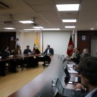Pabel en reunión con las operadoras del Metro de Quito.