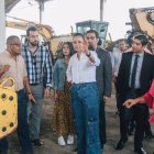 La prefecta Aguiñaga visitó sorpresivamente los galpones que almacenan la maquinaria de la Prefectura.