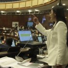 Viviana Veloz, legisladora interpelante del mandatario, argumentó la imputación de peculado.