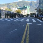 El personal del legislativo fue desalojado desde la madrugada. Todos los accesos al Legislativo están custodia