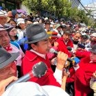 Movimiento. Leonidas Iza, presidente de la Conaie, calificó la muerte cruzada como una inminente dictadura.