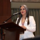 Sesión. En la primera sesión del Cabildo Metropolitano se designó a las primeras autoridades del Concejo