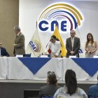 Tras la decisión, los vocales de la CNE y jueces del Tribunal Contencioso Electoral se reunieron.