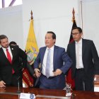 Tiempo. Es menor para realizar obras y emitir decretos útiles para el país.