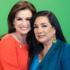 Tania junto a Teresa Arboleda.