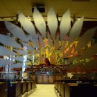 Silencio. Sin los 137 asambleístas y los escoltas, el salón del pleno permanece con las computadoras apagadas.