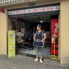 María Mercedes Chisaguano, propietaria de este negocio, deleita a sus clientes desde hace casi dos décadas